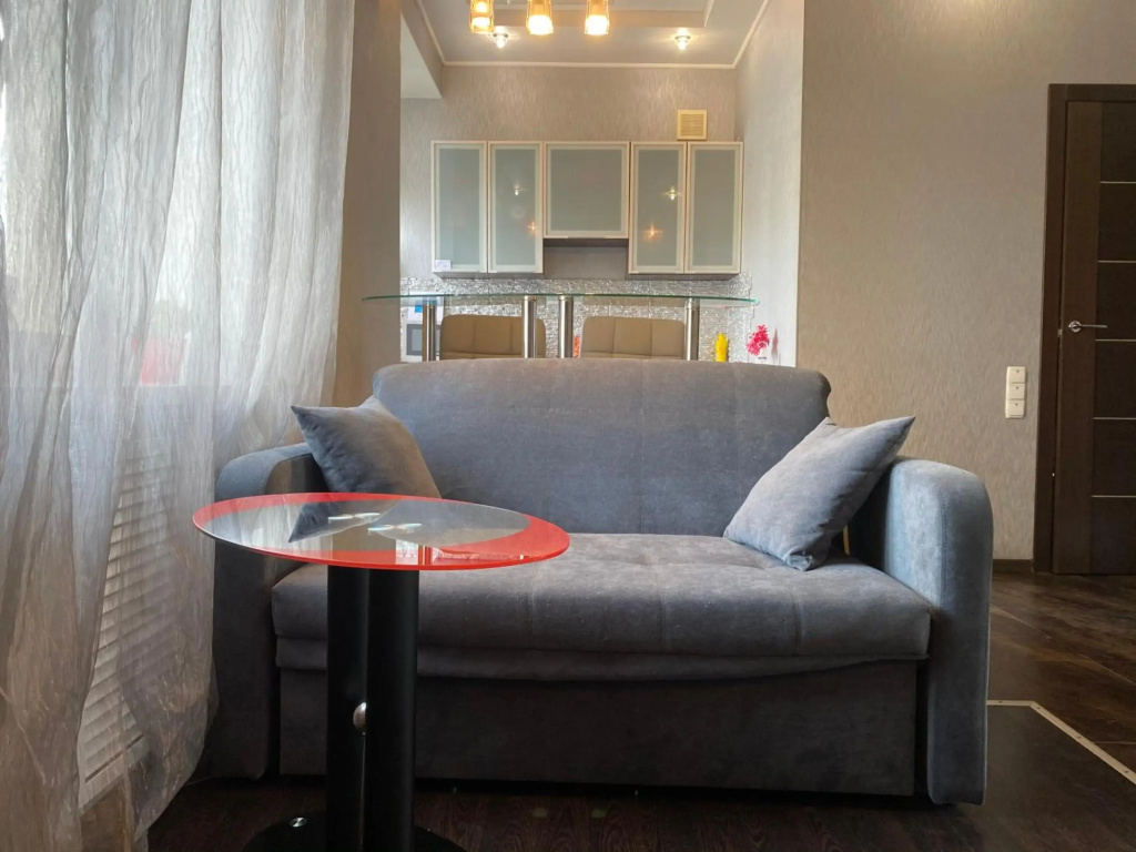Modern luxury studio in the center of Kharkiv at Konstitutsii Square