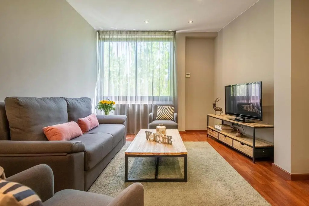 Up Rooms Banyoles