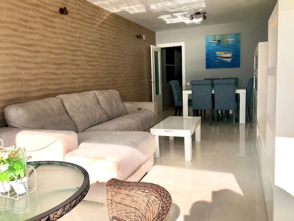Levante Seafront Beach Apartment
