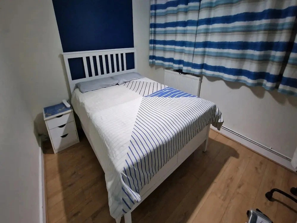 Standard Double Room - Shared