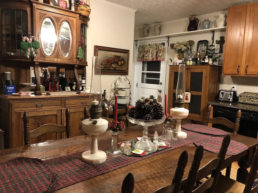 The Ashe Farm Bed & Breakfast