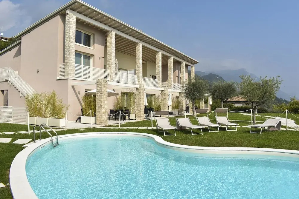 Little Paradise, Il Girasole - Rebomaholidays