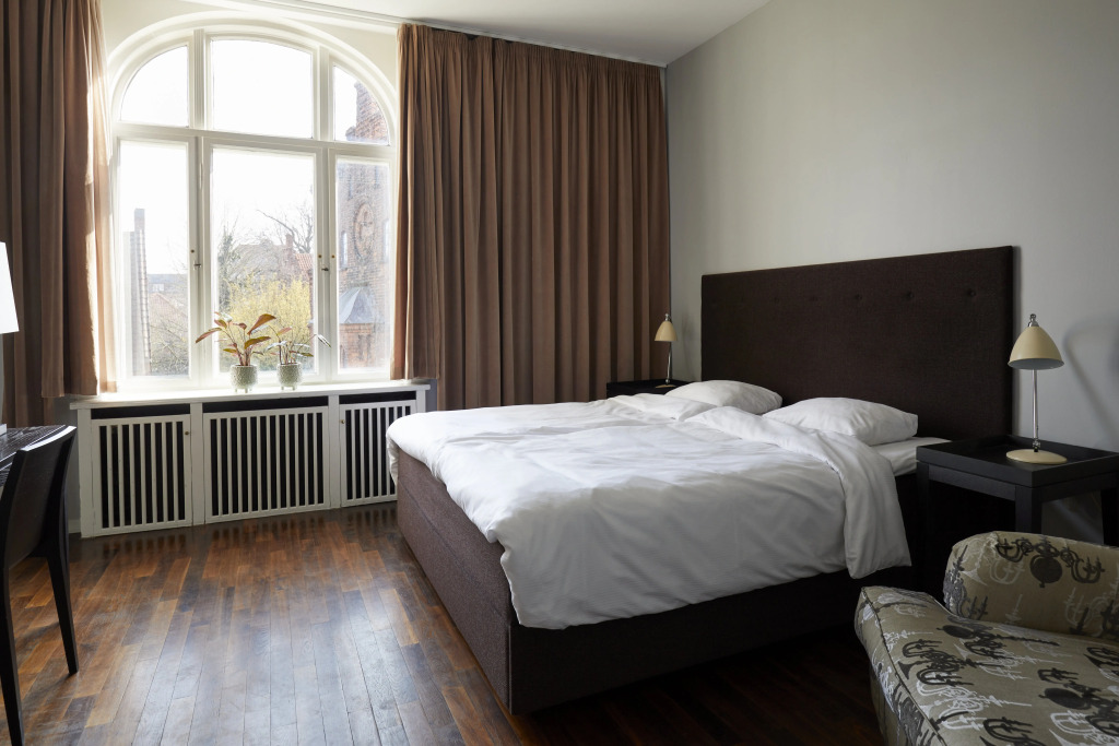 First Hotel Grand