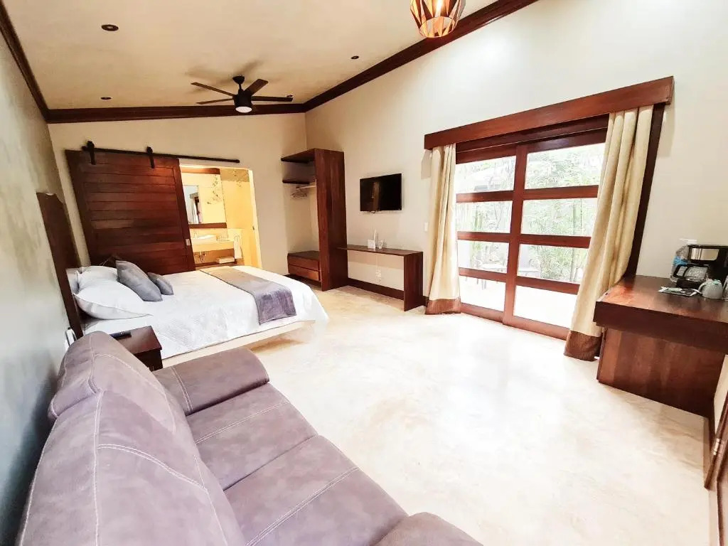 Secret Gardens Bacalar Suite 01 con alberca y bicicletas