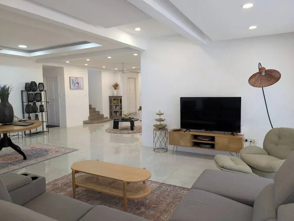 Luxury Tropical Bungalow in Damansara Golden Core