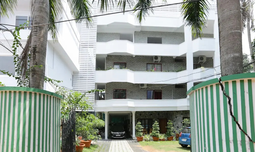 Super Collection O Vazhakkala Kakkanad
