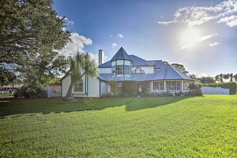 Stuart Apartment w/ Patio Near St Lucie River!