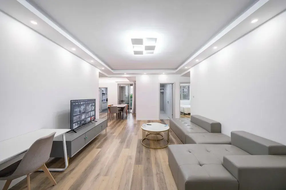 Tyms Elegant 4BR 2BA APT Changning
