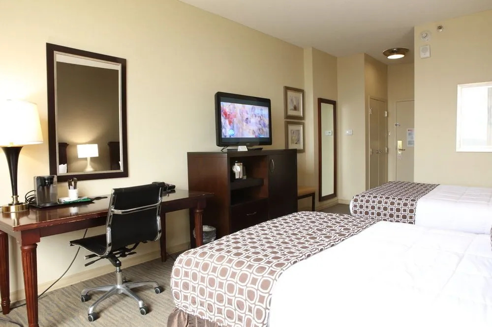 Ramada Plaza Cincinnati Sharonville