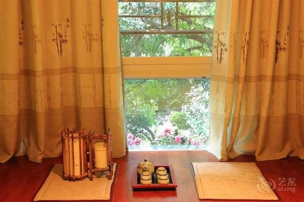 Yangshuo Dozycat Youth Hostel