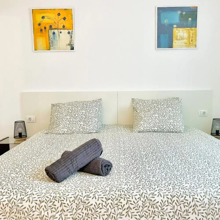 Modern Trendy 1BR Ground Floor Apartment