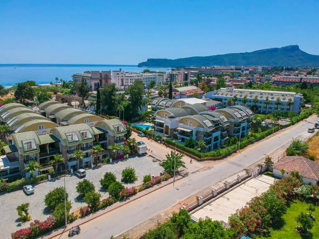 Sultan Homes Garden