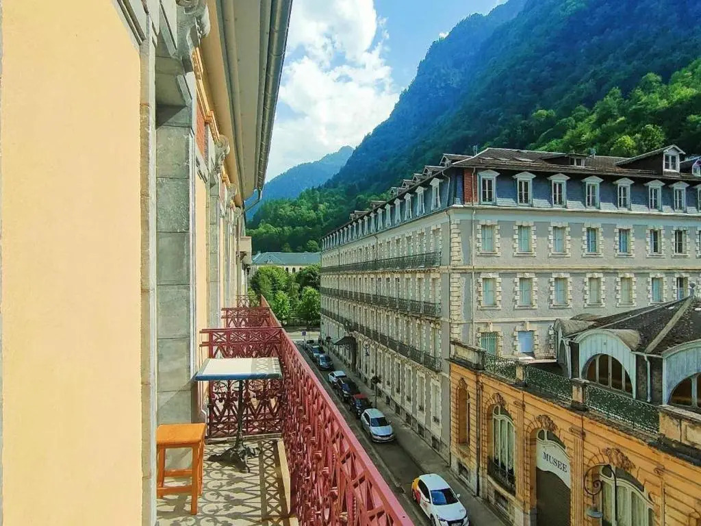 Appartement Cauterets, 3 pièces, 6 personnes - FR-1-234-228