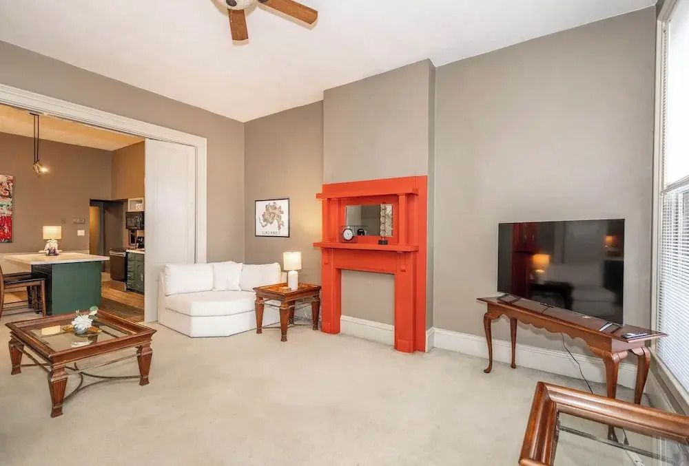 Historic Gem Russell Suite 2