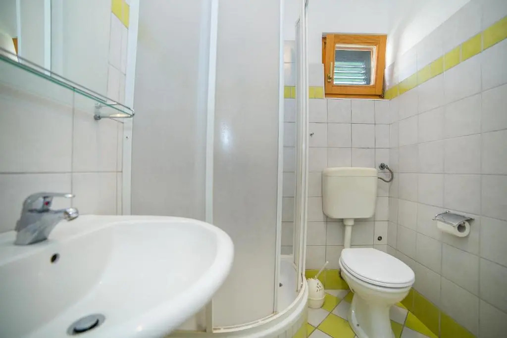 Gulin Apartments
