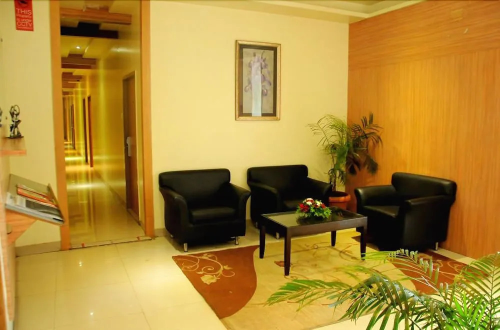 Hotel Madhav International Pune Railway Station