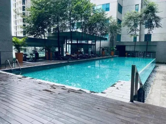 Mercu Summer Suites Klcc by Lumi Homes