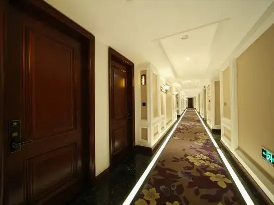 Sunshine Hotel Chongqing Shapingba West Station