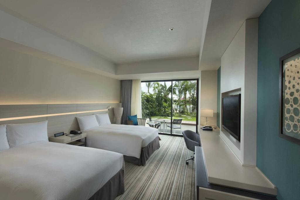 Hilton Okinawa Chatan Resort