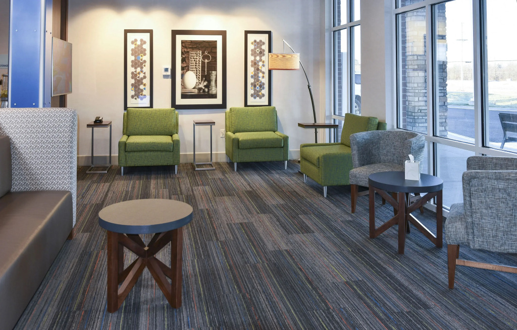 Holiday Inn Express & Suites Madisonville by IHG
