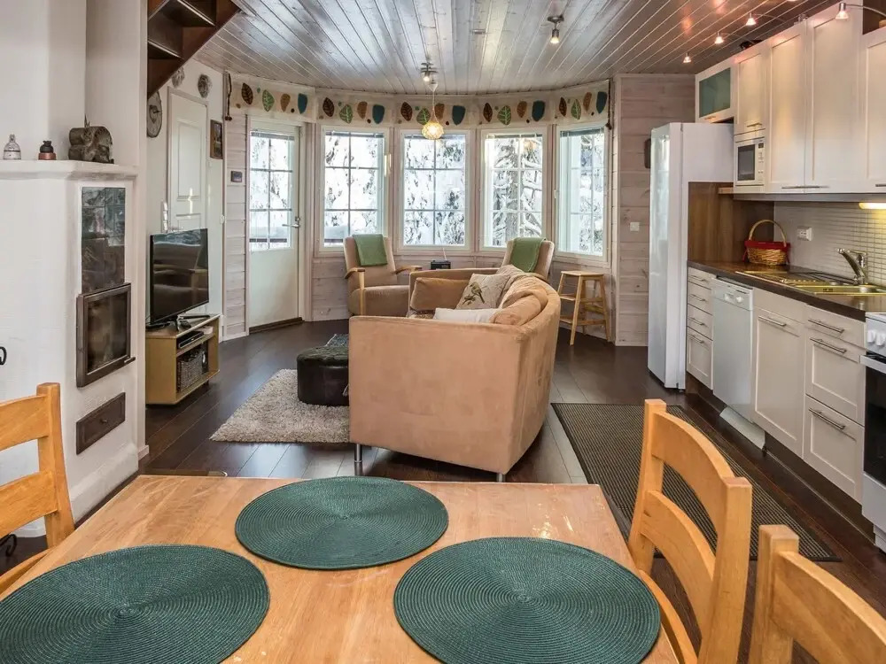 Holiday Home Villa vuosselinjärvi by Interhome
