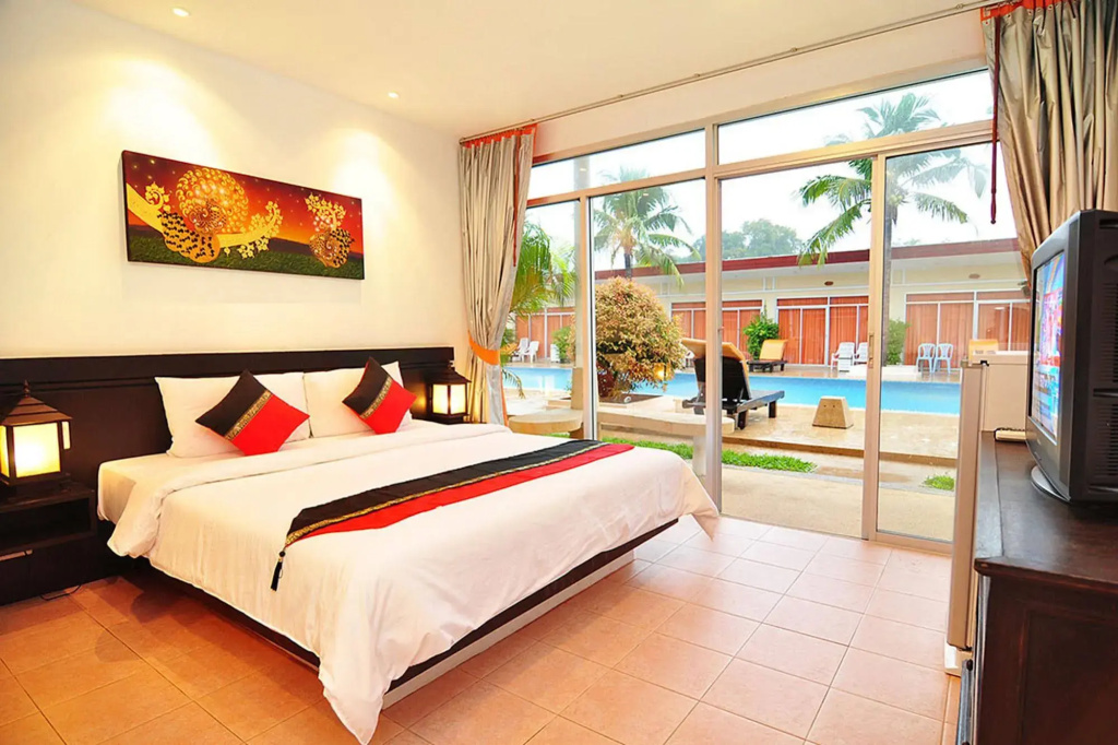 Phuket Sea Resort SHA Extra Plus