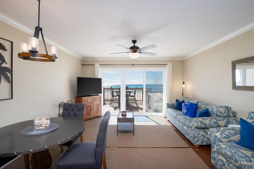 Directly On The Beach! First Floor Sundeck! Near Pier Park! Sleeps 6