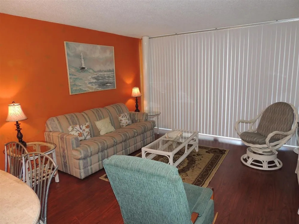 Sea Winds #707 Ocean Front (E) by RedAwning