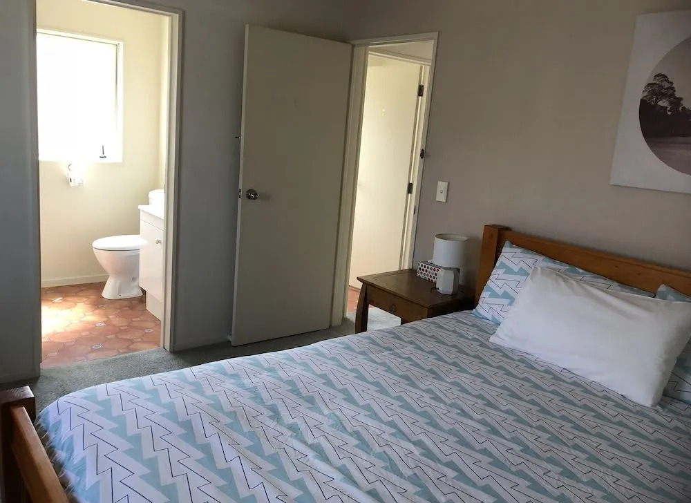 Auckland GQ Holiday Home