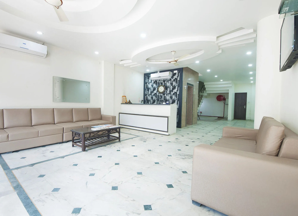 OYO Rooms Aerodrome Near IGI Airport