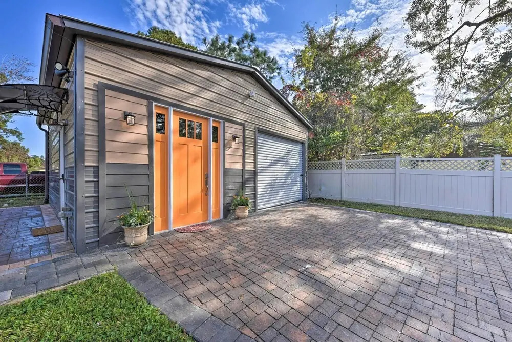 Cozy Jacksonville Studio - 10 Miles to Downtown!
