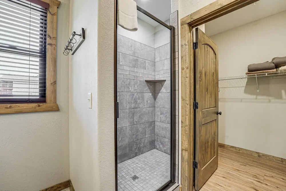 Branson Gem w/ Hot Tub Access & Private Boat Slip!
