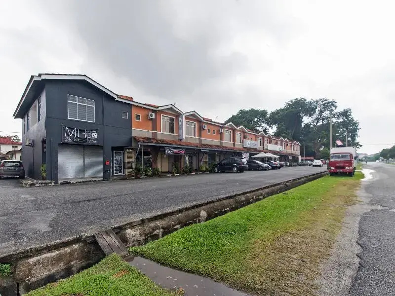 Straits Settlement Inn