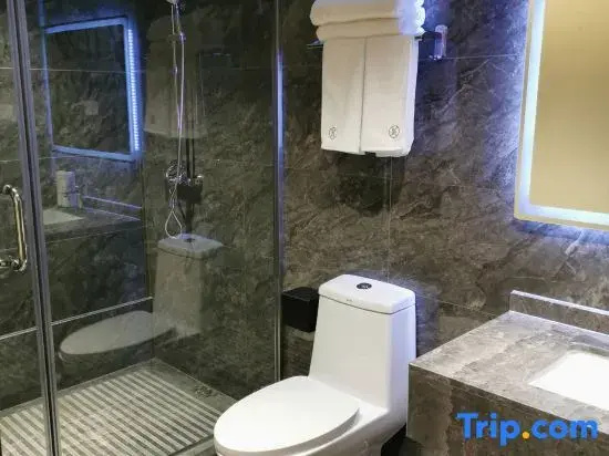 Xiangyang Yihua Hotel