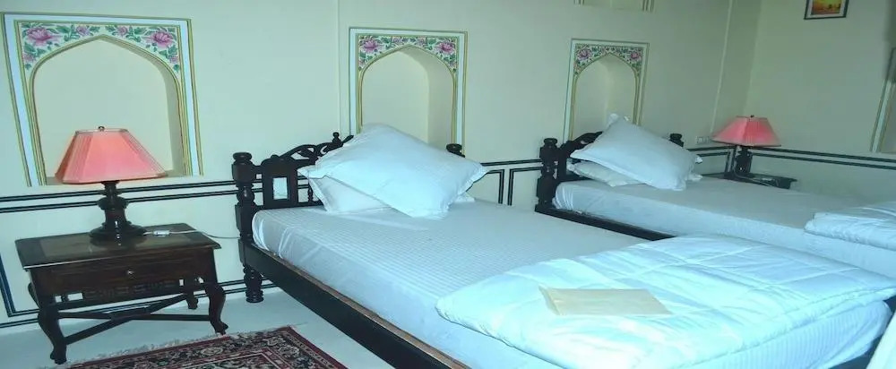 Hotel Royal Rest