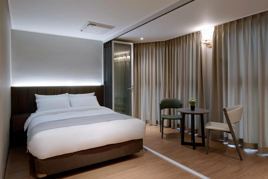 The Hotel Sokcho