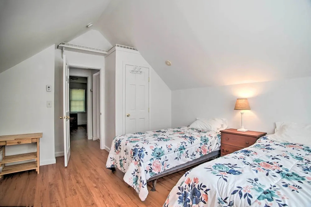 Near Beaches & Dtwn Falmouth: Family Home w/ Deck