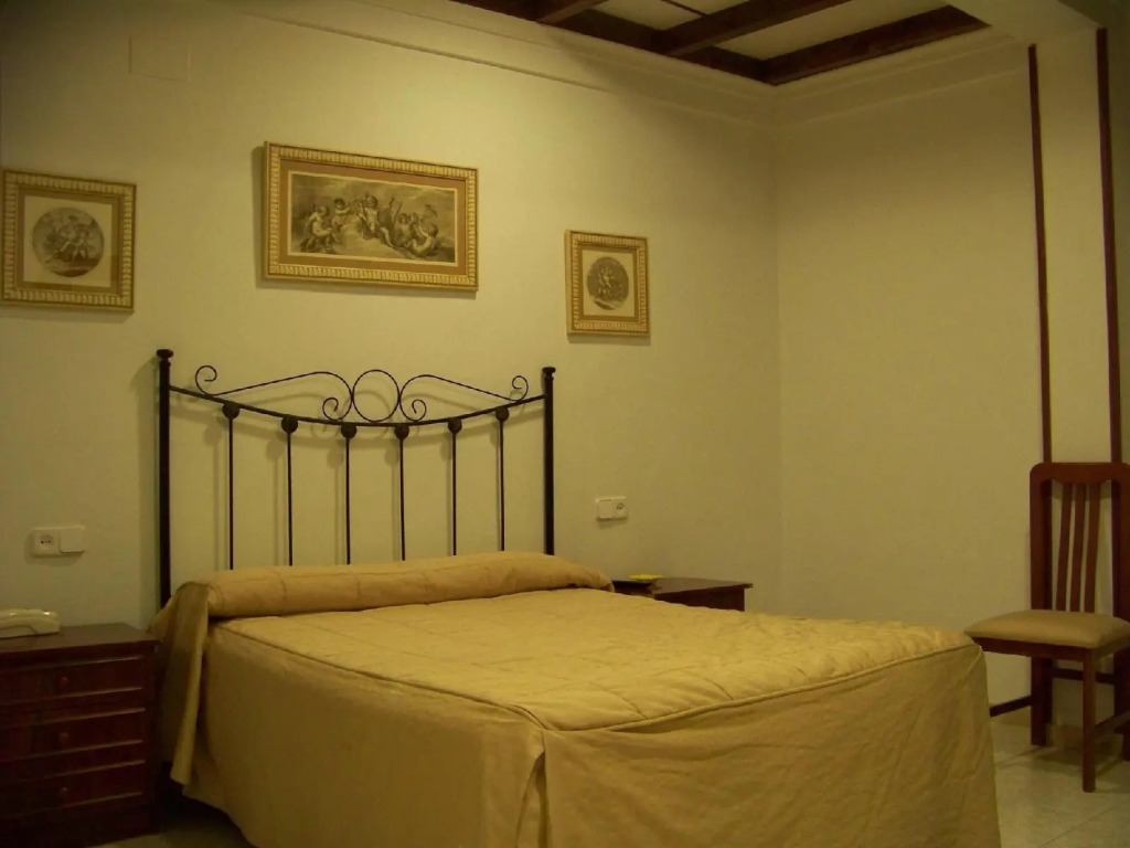 Hostal El Lirio