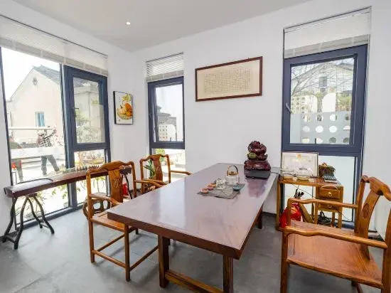 Suzhou Yijia Homestay (Taihu Xishan Scenic Area)