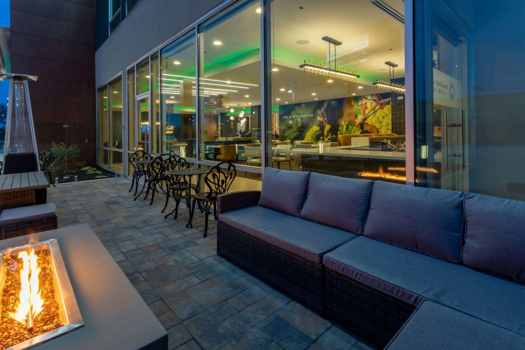 La Quinta Inn & Suites by Wyndham Galt Lodi North