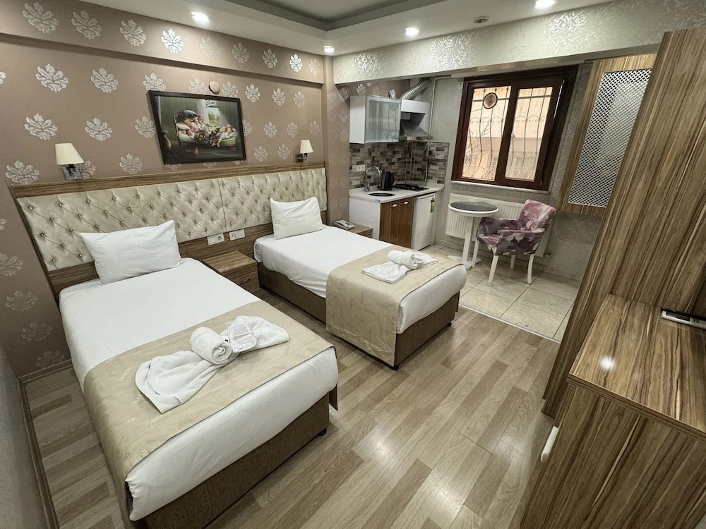 Grand Bagoz Hotel