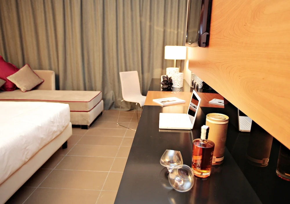 Cosmopolitan Hotel