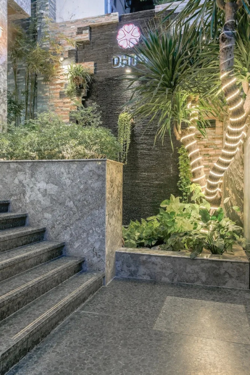 Cactusland Premium Residences