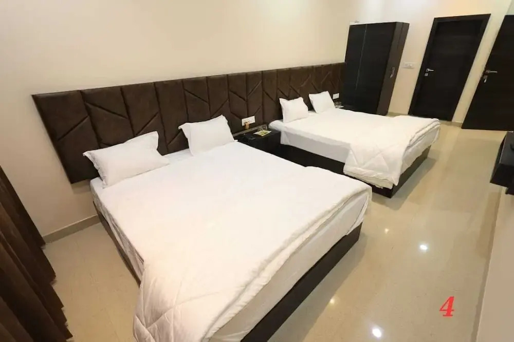 Devlok home stay