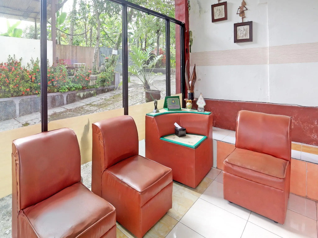 RedDoorz At Hotel Pakem Sari Kaliurang