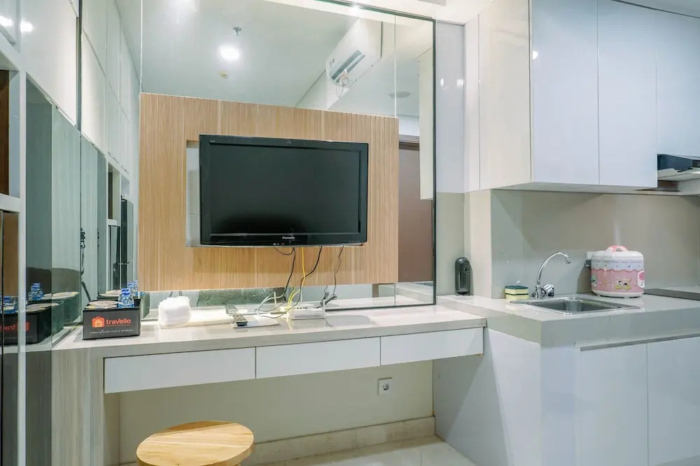 Exclusive 1BR at Puri Orchard Apartment in Strategic Location
