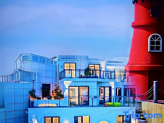Adventure Pie Seaview Designer Homestay