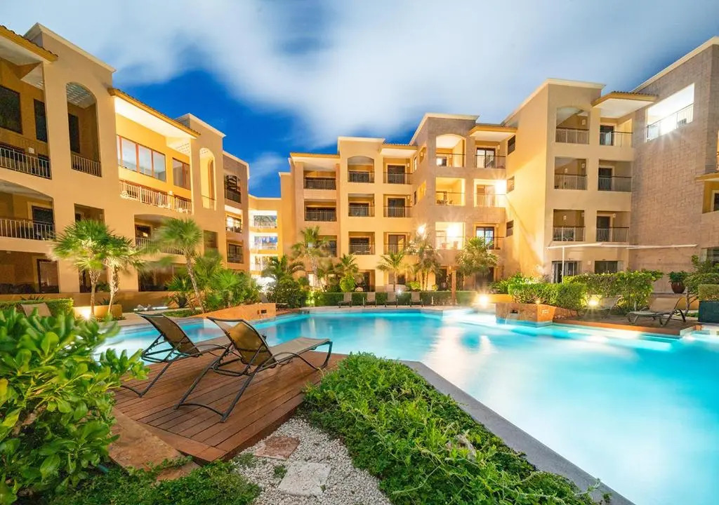 Condo Surf 405 - Luxury Oceanview Beachfront 3 BR with Gym - At El Faro Condos