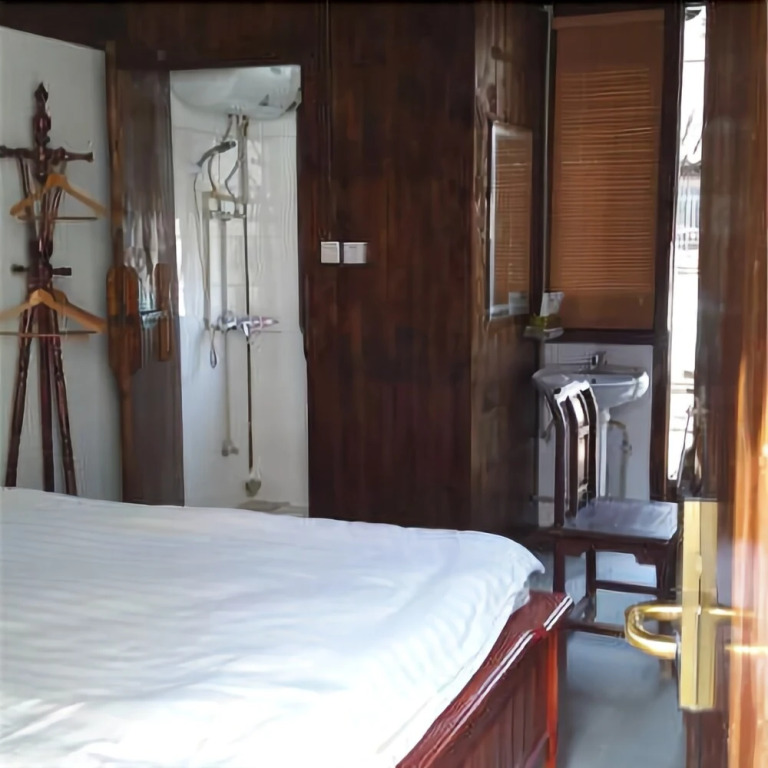 Luzhi Shuixiang Young Courtyard Homestay