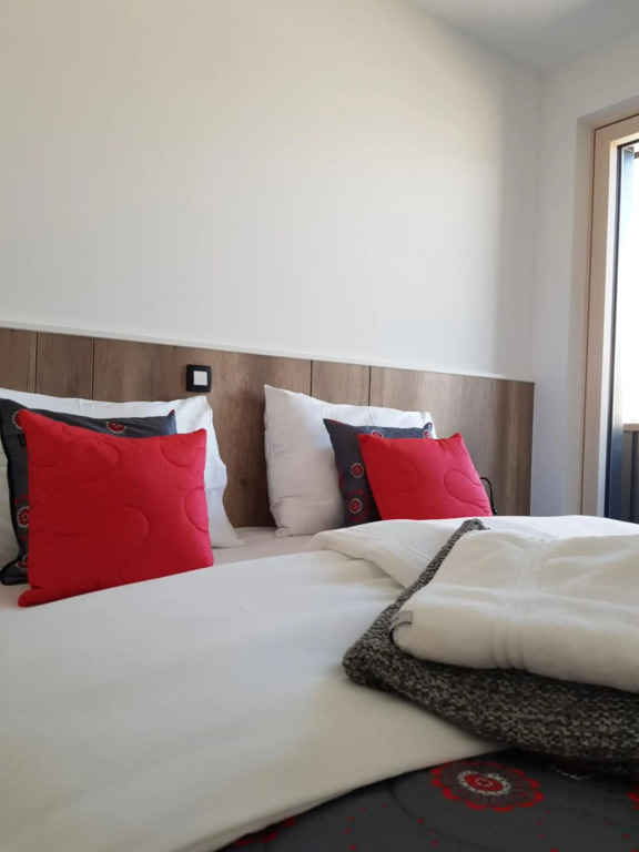 Vila Mojca SKI IN&OUT - Apartmaji Lena